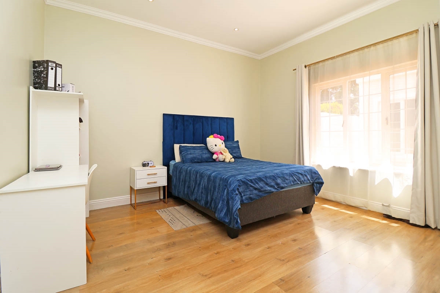 To Let 3 Bedroom Property for Rent in Fairland Gauteng