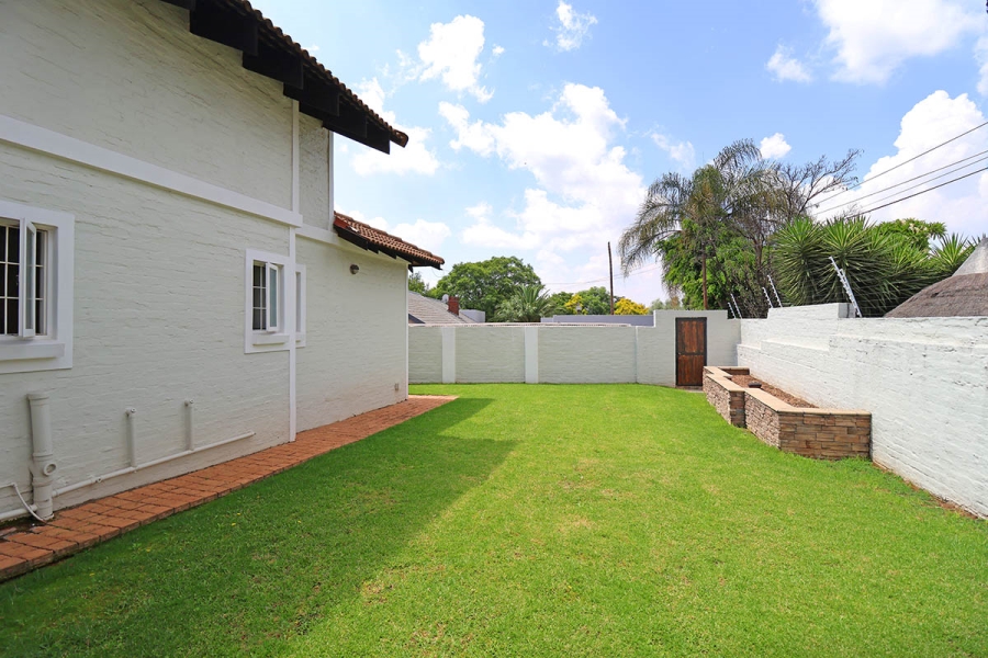 To Let 3 Bedroom Property for Rent in Fairland Gauteng