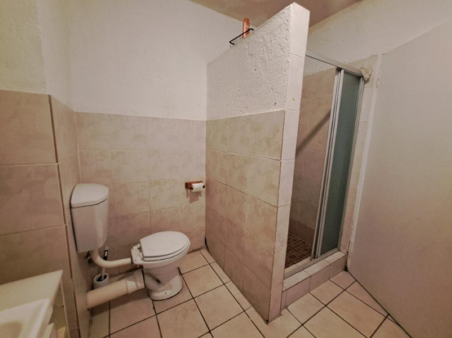 2 Bedroom Property for Sale in Mulbarton Gauteng