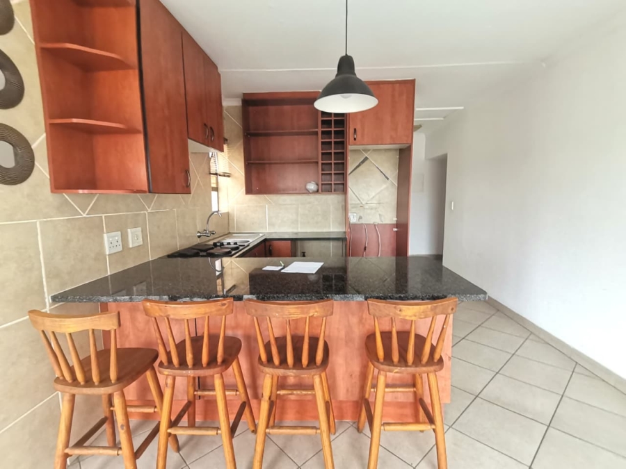 1 Bedroom Property for Sale in Mulbarton Gauteng