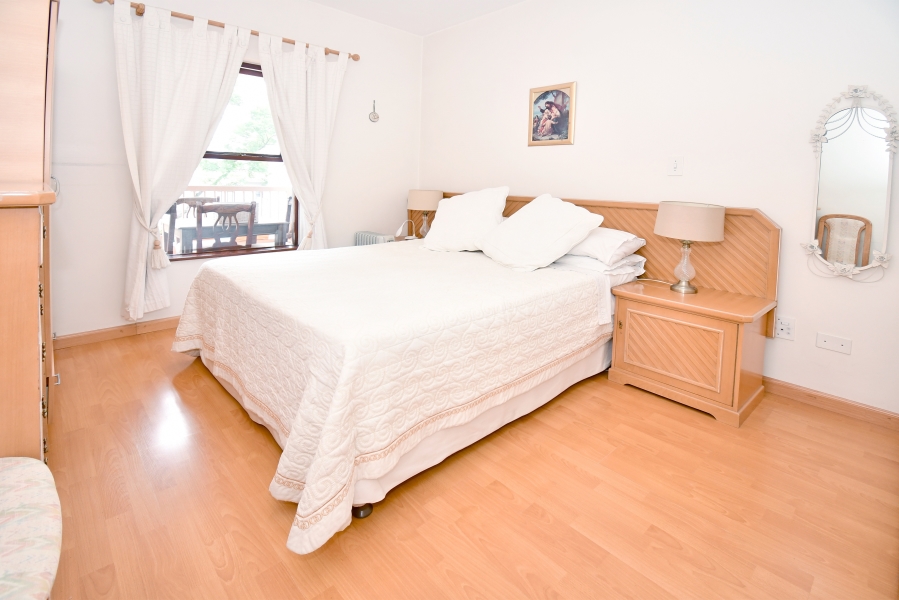 1 Bedroom Property for Sale in Oaklands Gauteng