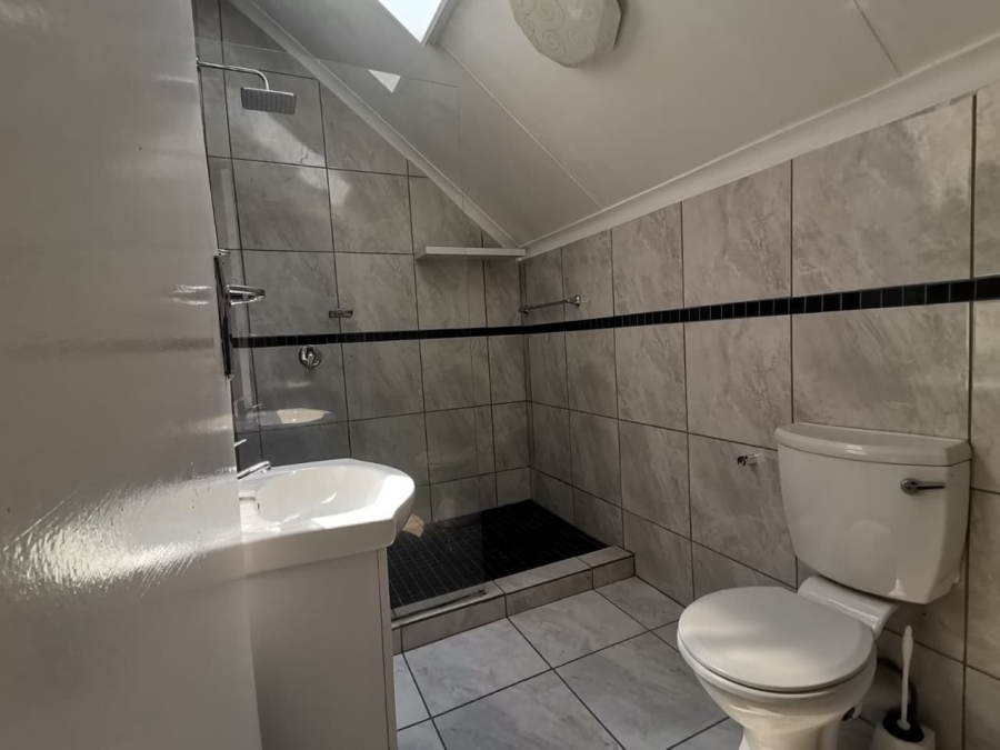 2 Bedroom Property for Sale in Bassonia Gauteng