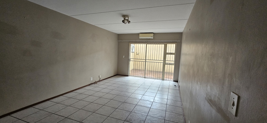 2 Bedroom Property for Sale in New Redruth Gauteng