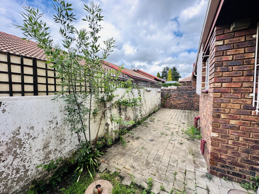 2 Bedroom Property for Sale in Mayfield Park Gauteng