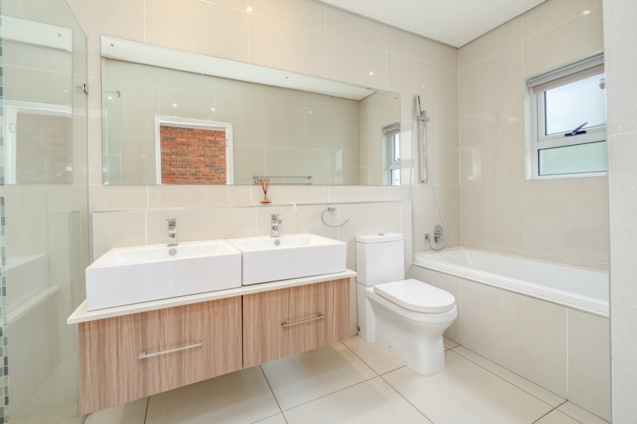 To Let 3 Bedroom Property for Rent in Bryanston Gauteng