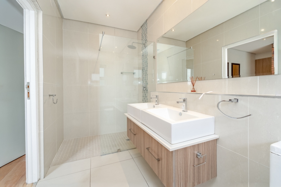 To Let 3 Bedroom Property for Rent in Bryanston Gauteng