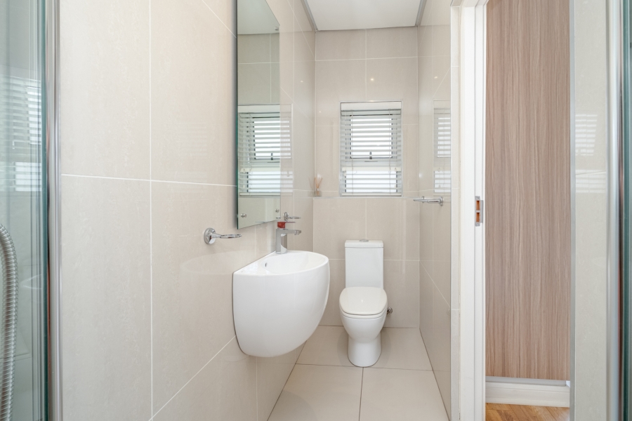 To Let 3 Bedroom Property for Rent in Bryanston Gauteng