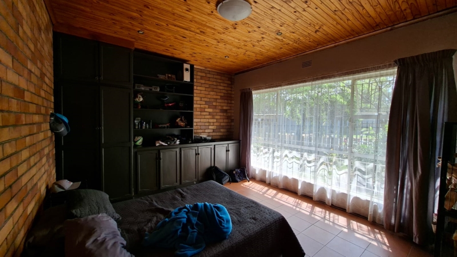 4 Bedroom Property for Sale in Dalpark Proper Gauteng