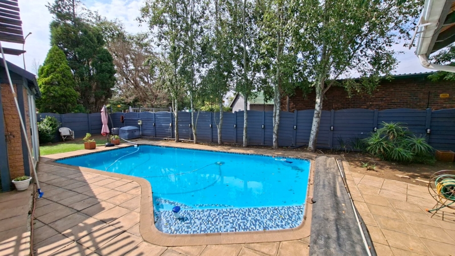4 Bedroom Property for Sale in Dalpark Proper Gauteng