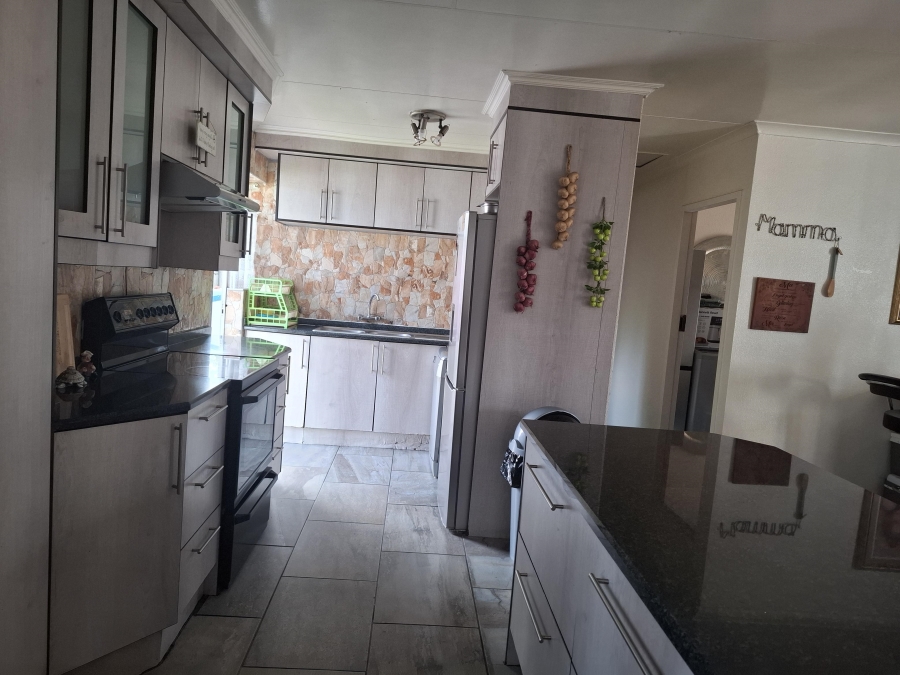 4 Bedroom Property for Sale in Brakpan North Gauteng