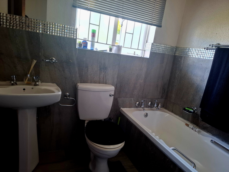 4 Bedroom Property for Sale in Brakpan North Gauteng