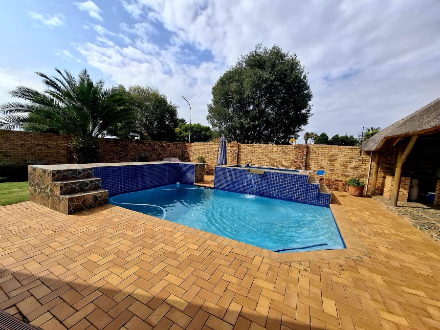 4 Bedroom Property for Sale in Brakpan North Gauteng