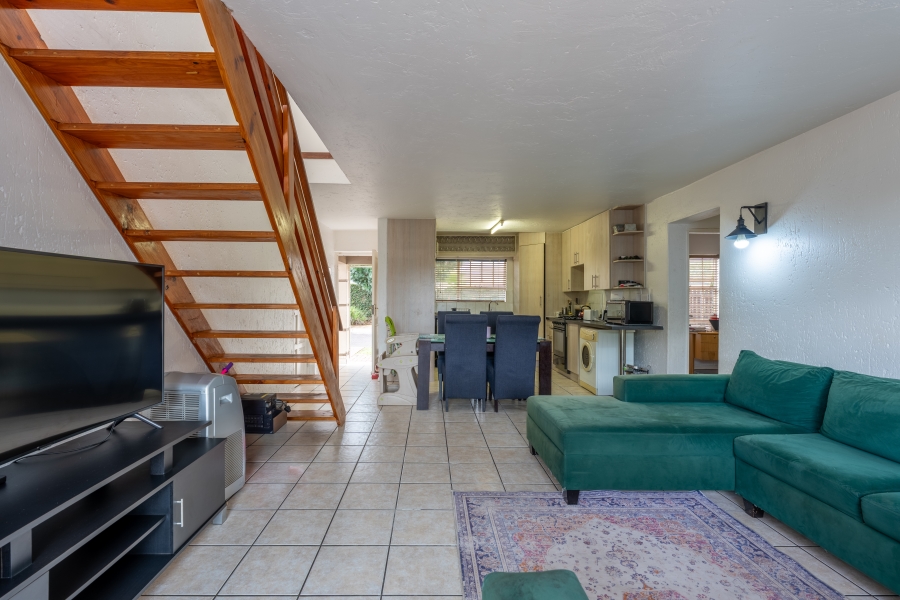 4 Bedroom Property for Sale in Broadacres Gauteng