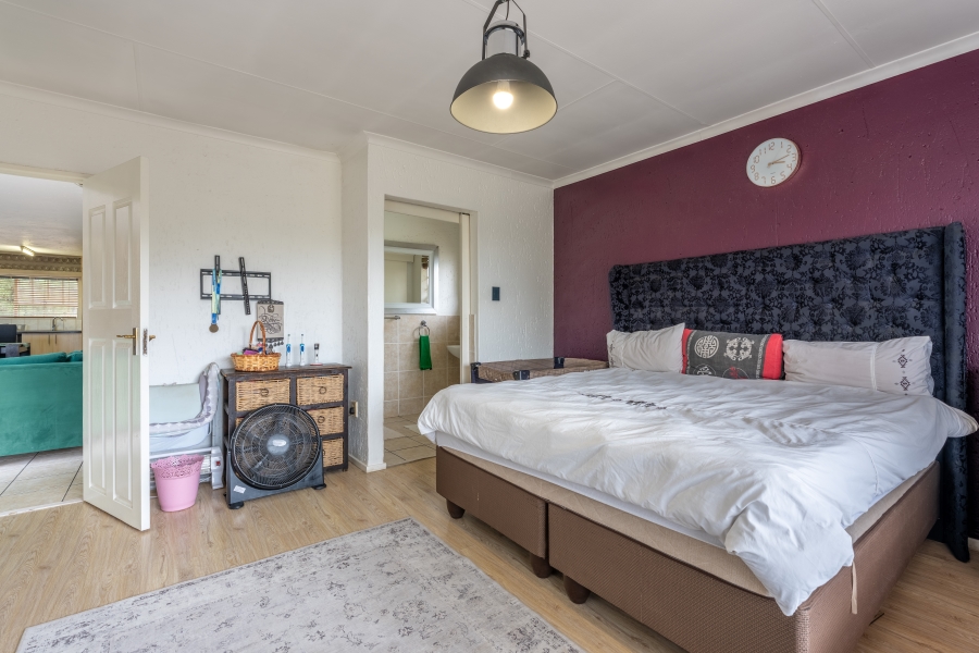 4 Bedroom Property for Sale in Broadacres Gauteng