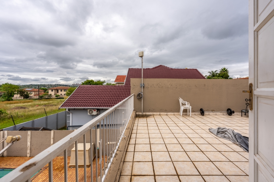 4 Bedroom Property for Sale in Broadacres Gauteng