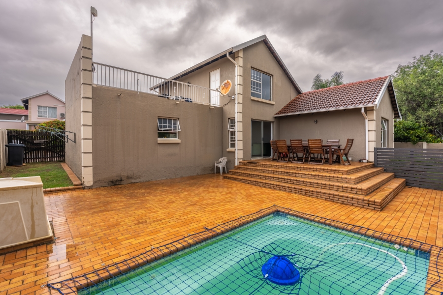 4 Bedroom Property for Sale in Broadacres Gauteng
