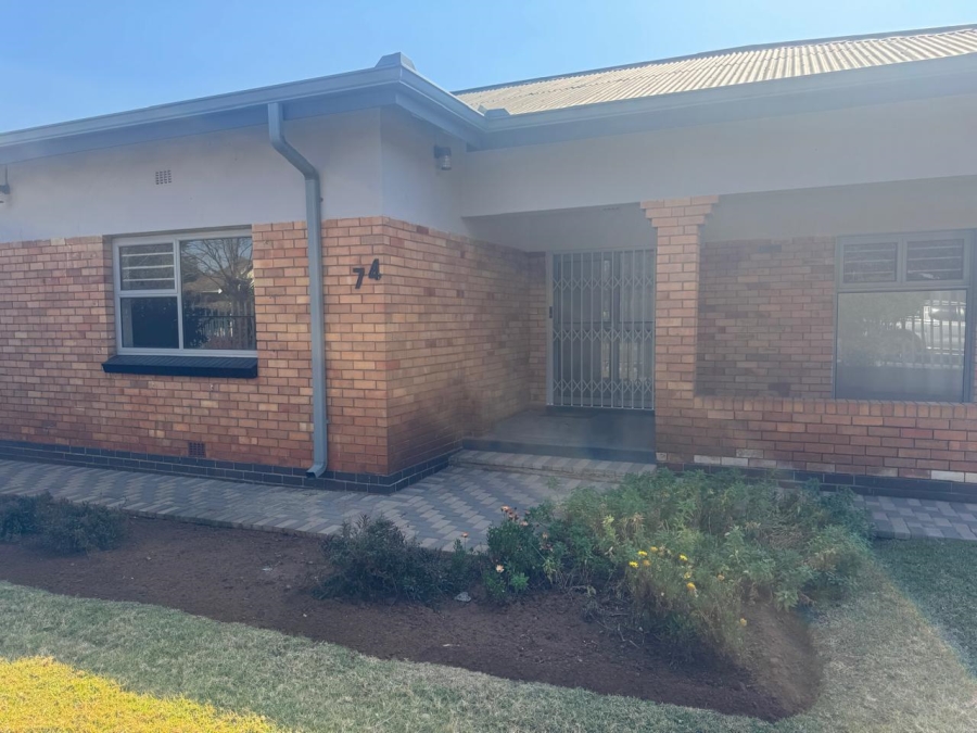To Let 2 Bedroom Property for Rent in Brakpan Central Gauteng