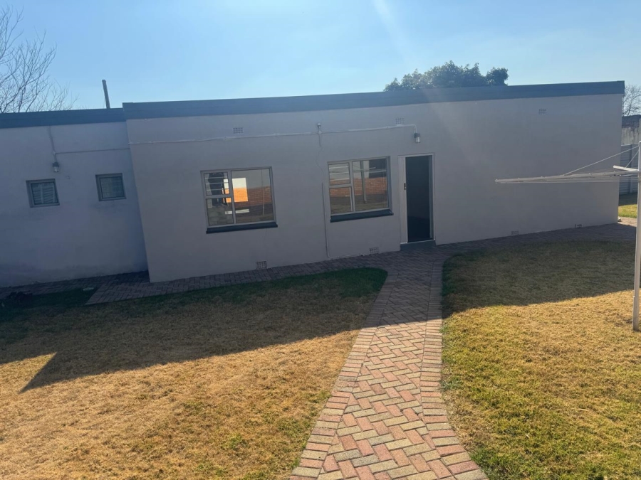 To Let 2 Bedroom Property for Rent in Brakpan Central Gauteng