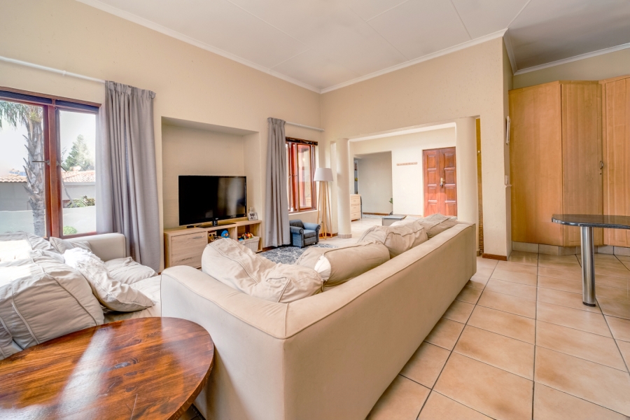 3 Bedroom Property for Sale in Beverley Gauteng