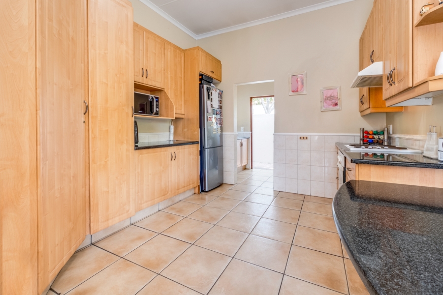 3 Bedroom Property for Sale in Beverley Gauteng