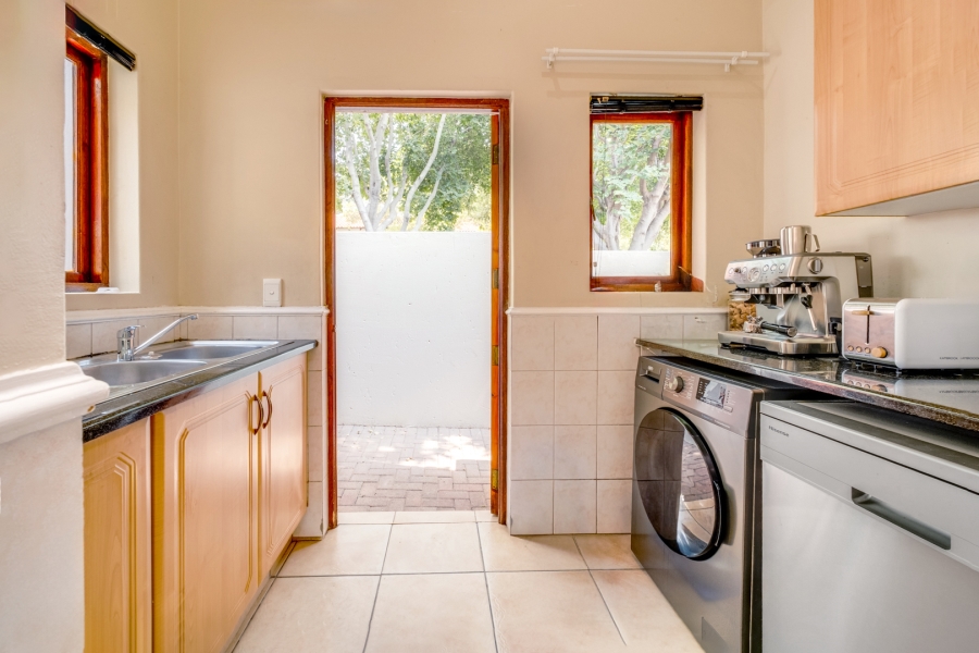 3 Bedroom Property for Sale in Beverley Gauteng