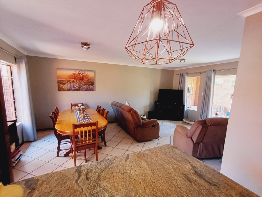 To Let 2 Bedroom Property for Rent in Moreleta Park Gauteng
