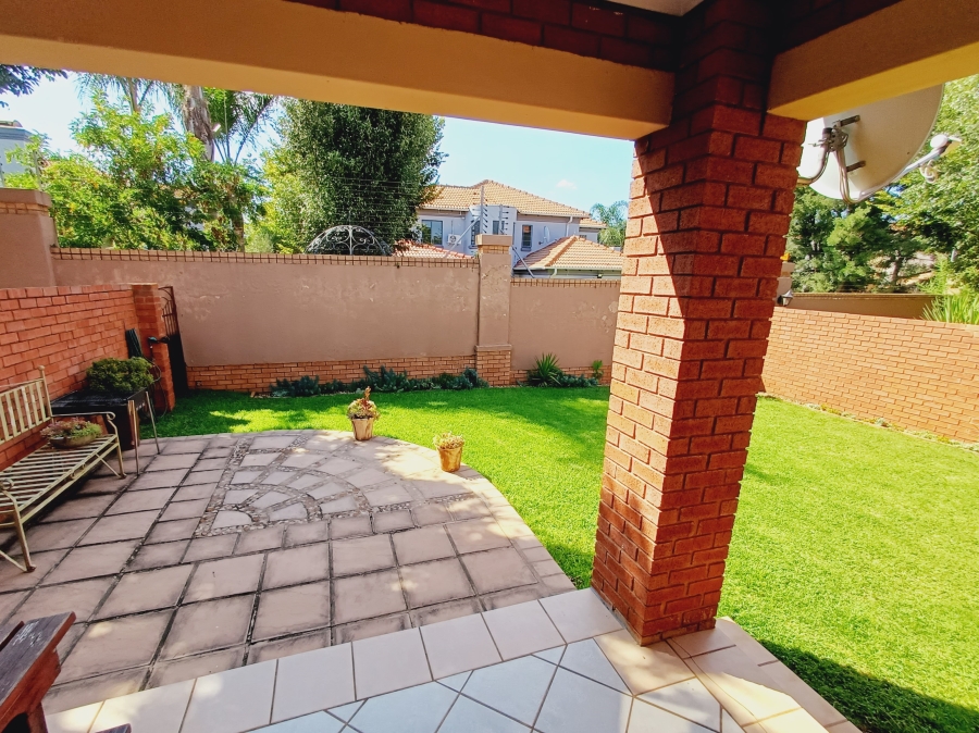 To Let 2 Bedroom Property for Rent in Moreleta Park Gauteng