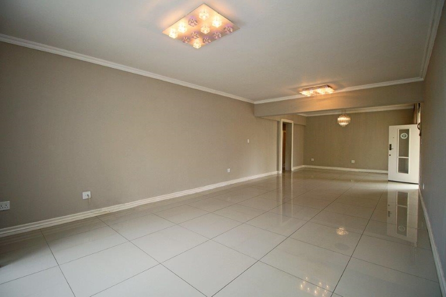 To Let 4 Bedroom Property for Rent in Killarney Gauteng