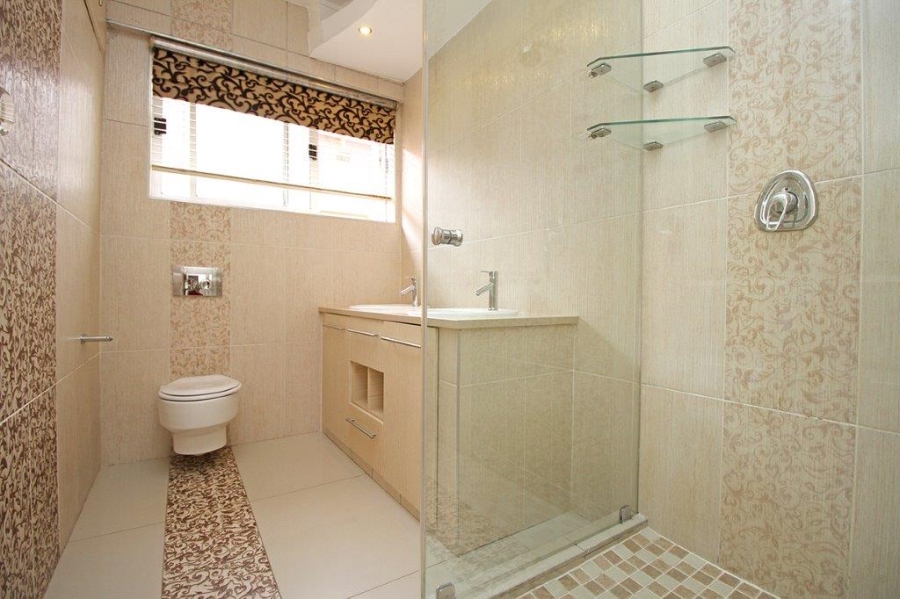 To Let 4 Bedroom Property for Rent in Killarney Gauteng