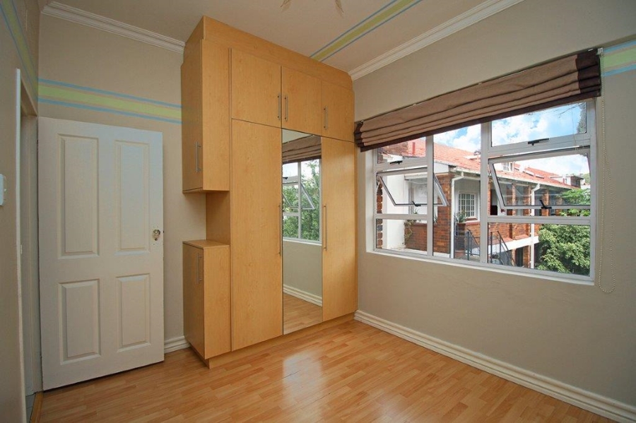 To Let 4 Bedroom Property for Rent in Killarney Gauteng