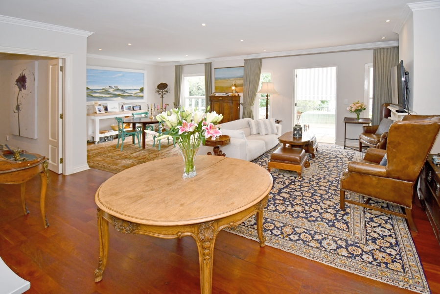 2 Bedroom Property for Sale in Illovo Gauteng