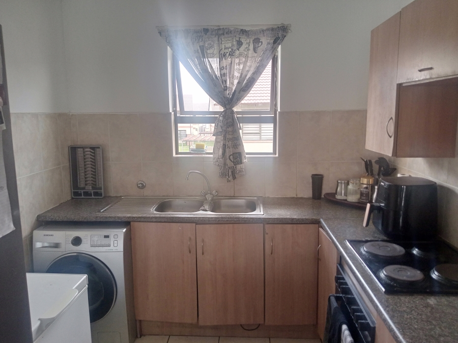 2 Bedroom Property for Sale in Parkrand Gauteng