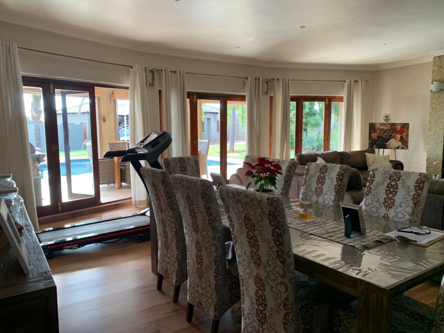 5 Bedroom Property for Sale in Greenhills Gauteng