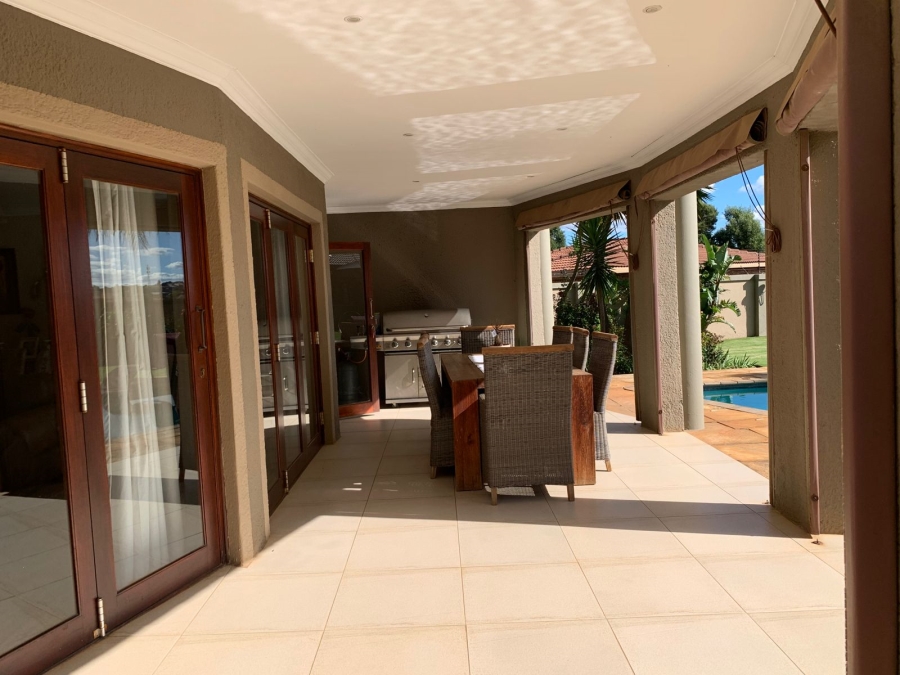 5 Bedroom Property for Sale in Greenhills Gauteng
