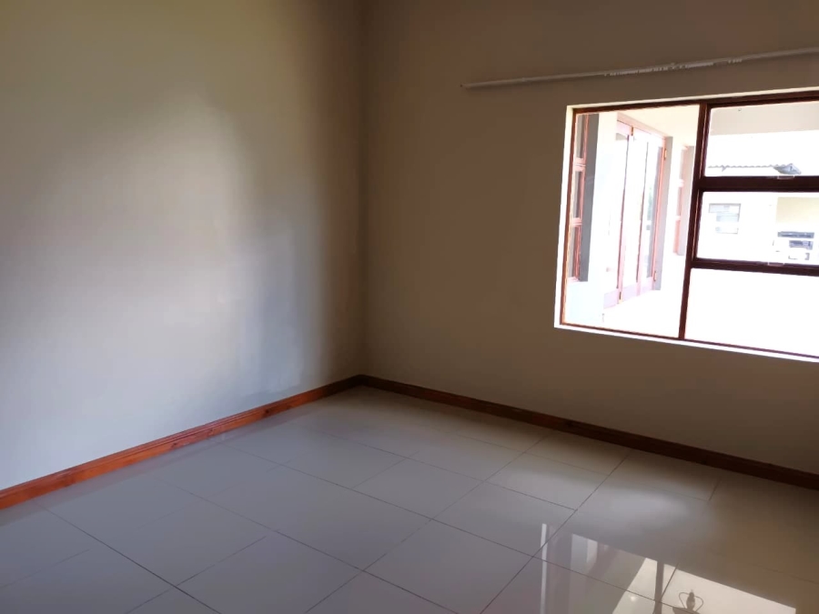 To Let 4 Bedroom Property for Rent in Mooikloof Gauteng