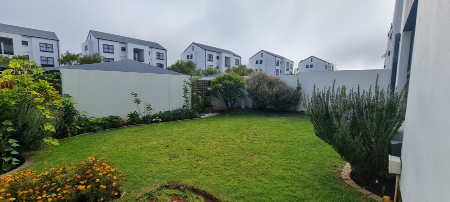 To Let 3 Bedroom Property for Rent in Greenstone Hill Gauteng