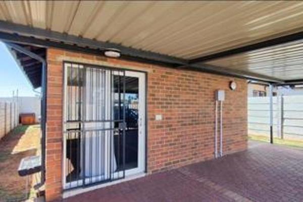 2 Bedroom Property for Sale in Parkdene Gauteng