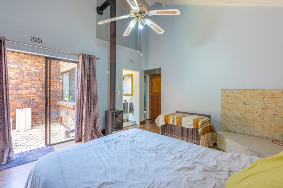 3 Bedroom Property for Sale in Magaliessig Gauteng