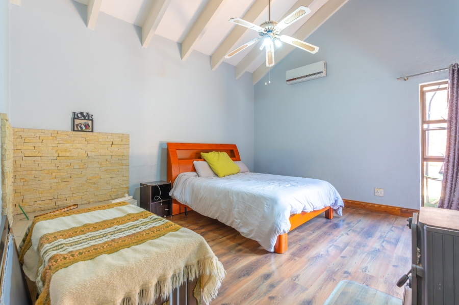 3 Bedroom Property for Sale in Magaliessig Gauteng