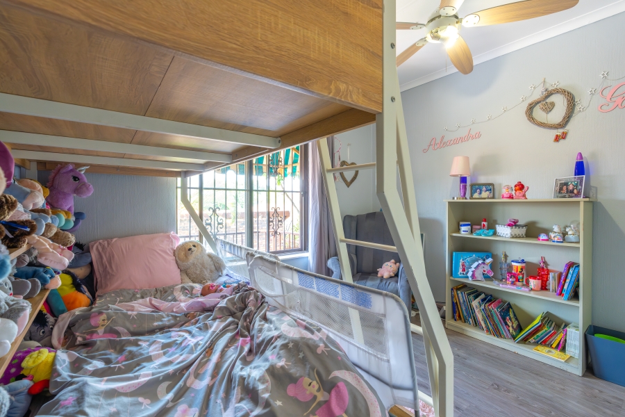 3 Bedroom Property for Sale in Magaliessig Gauteng