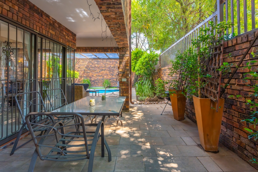 3 Bedroom Property for Sale in Magaliessig Gauteng