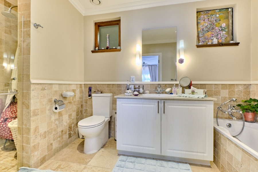 1 Bedroom Property for Sale in Waterfall Hills Mature Lifestyle Estate Gauteng