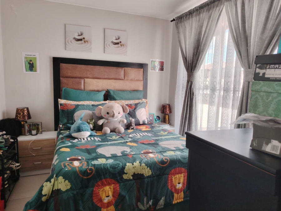 2 Bedroom Property for Sale in Vorna Valley Gauteng