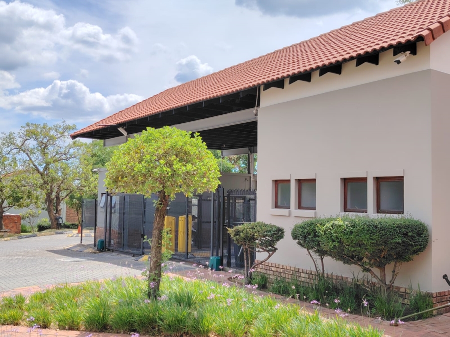 2 Bedroom Property for Sale in Vorna Valley Gauteng