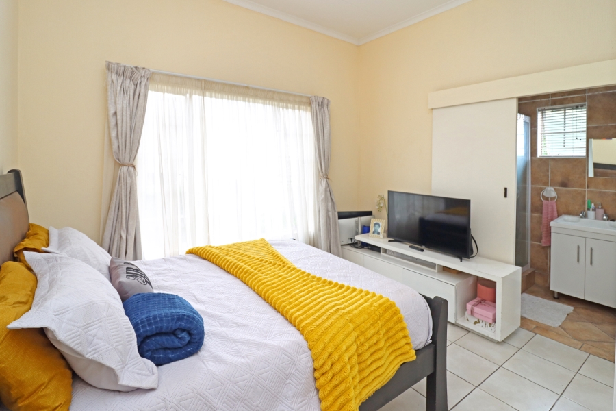 2 Bedroom Property for Sale in Northgate Gauteng