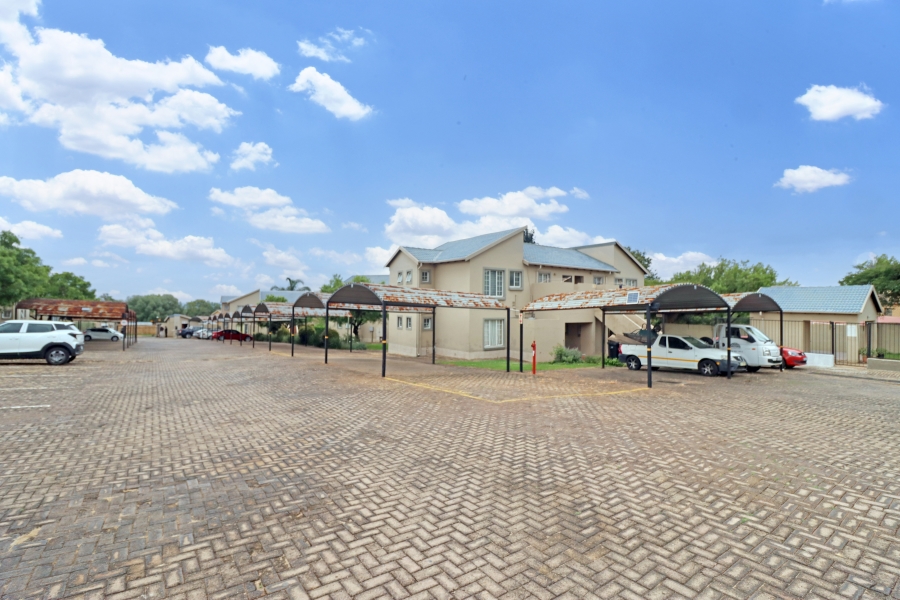 2 Bedroom Property for Sale in Northgate Gauteng