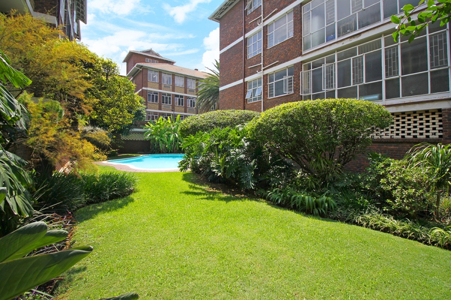 2 Bedroom Property for Sale in Highlands North Gauteng