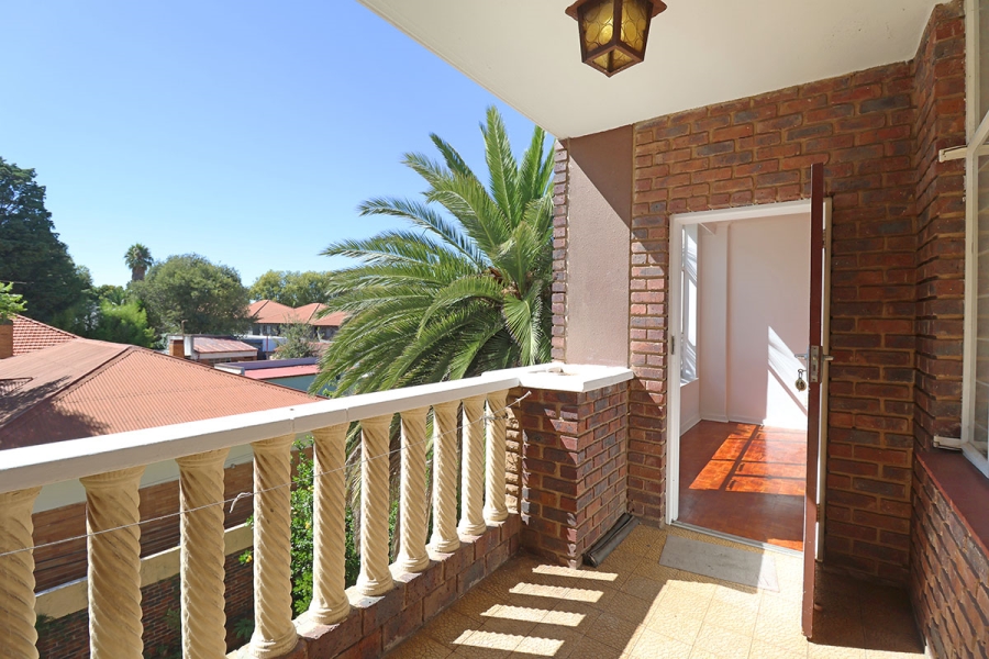 2 Bedroom Property for Sale in Highlands North Gauteng