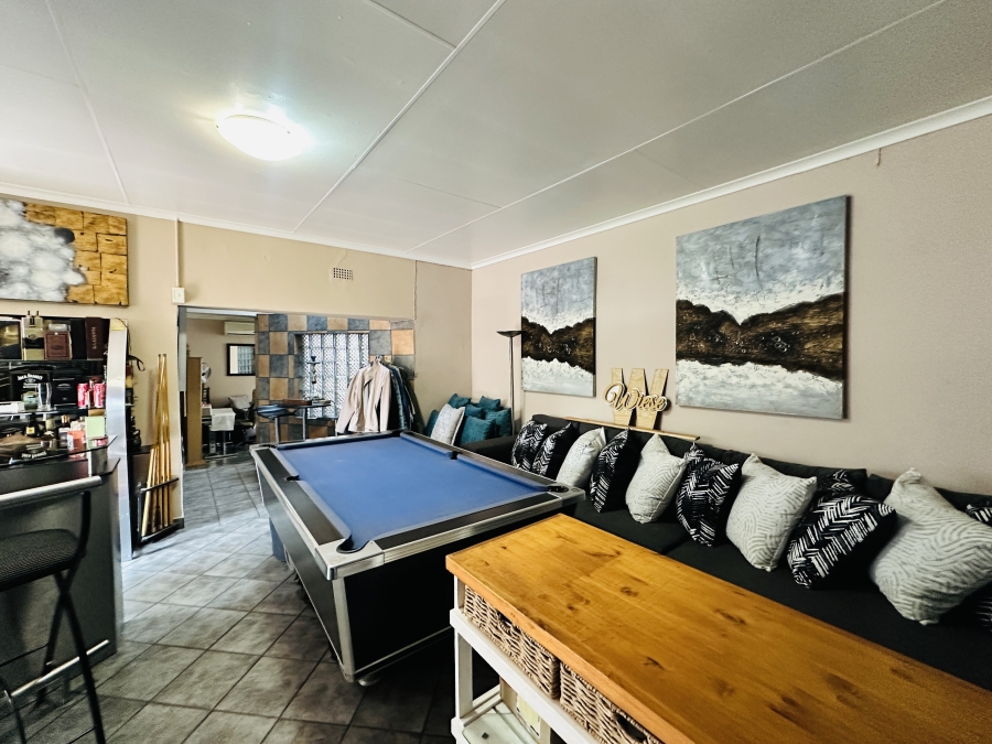 3 Bedroom Property for Sale in Hazeldene Gauteng