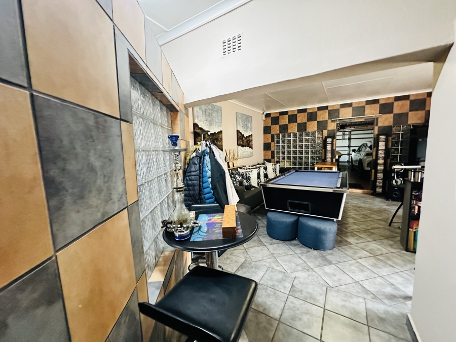 3 Bedroom Property for Sale in Hazeldene Gauteng